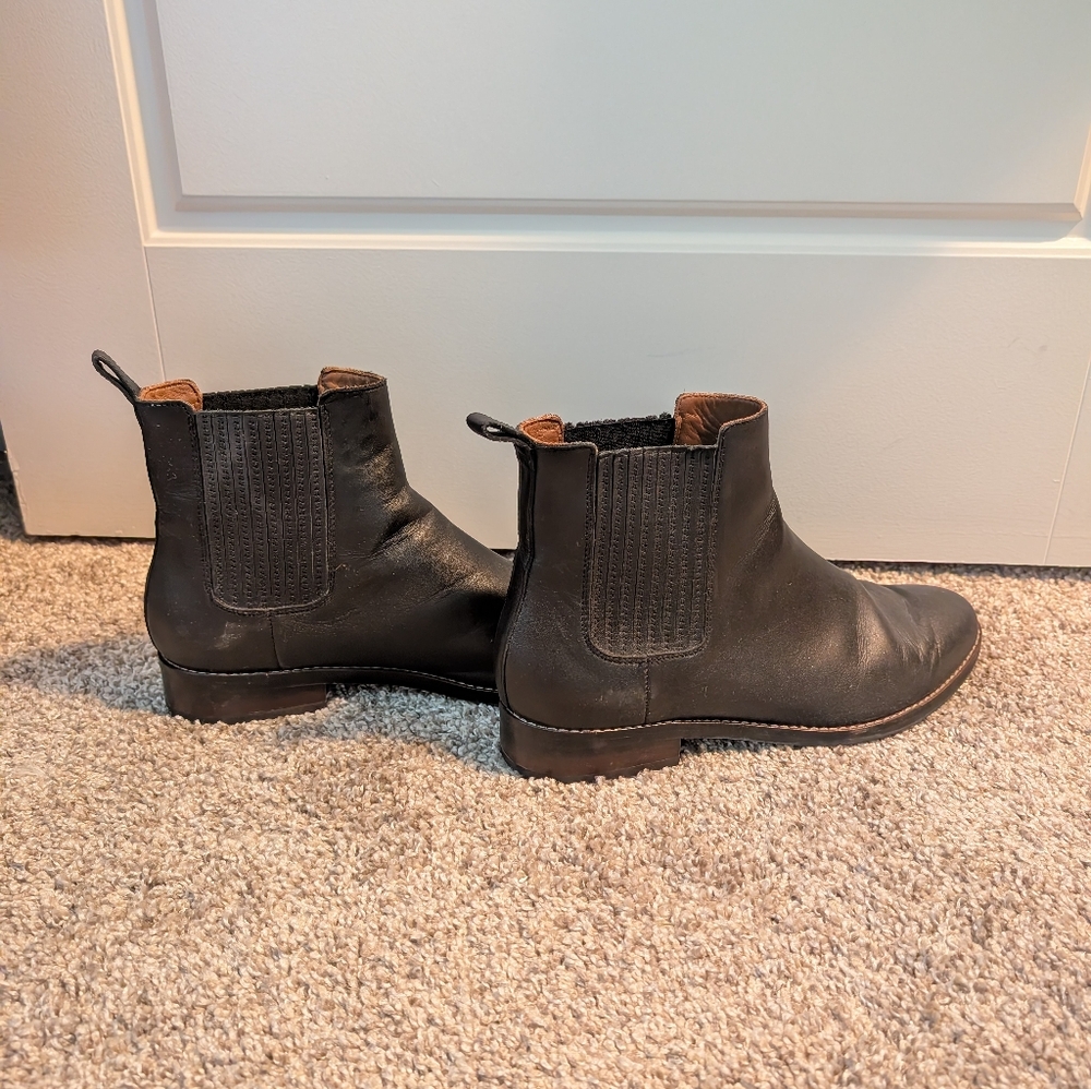 Thursday's Black Leather Women's Everyday Dreamer Chelsea Boots 10.5 - Picture 3 of 11